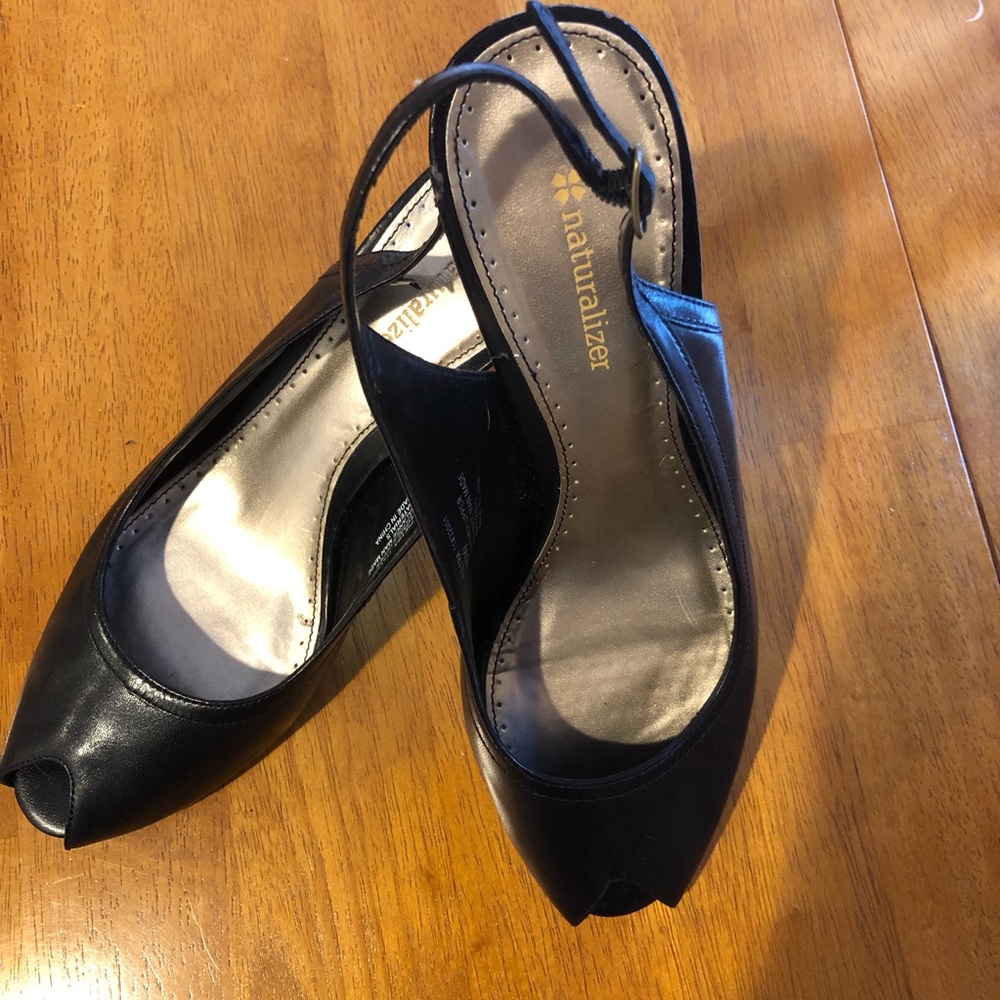 Naturalizer Black leather